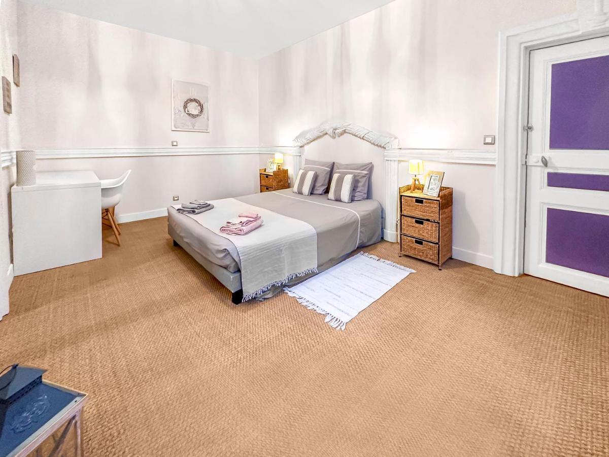 Appartamento Les Portes Du Chateau Beaucairois Beaucaire  Esterno foto