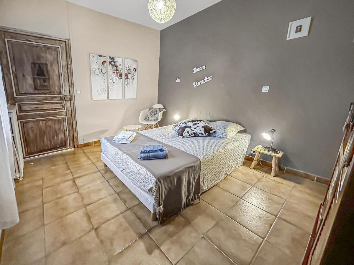 Appartamento Les Portes Du Chateau Beaucairois Beaucaire  Esterno foto